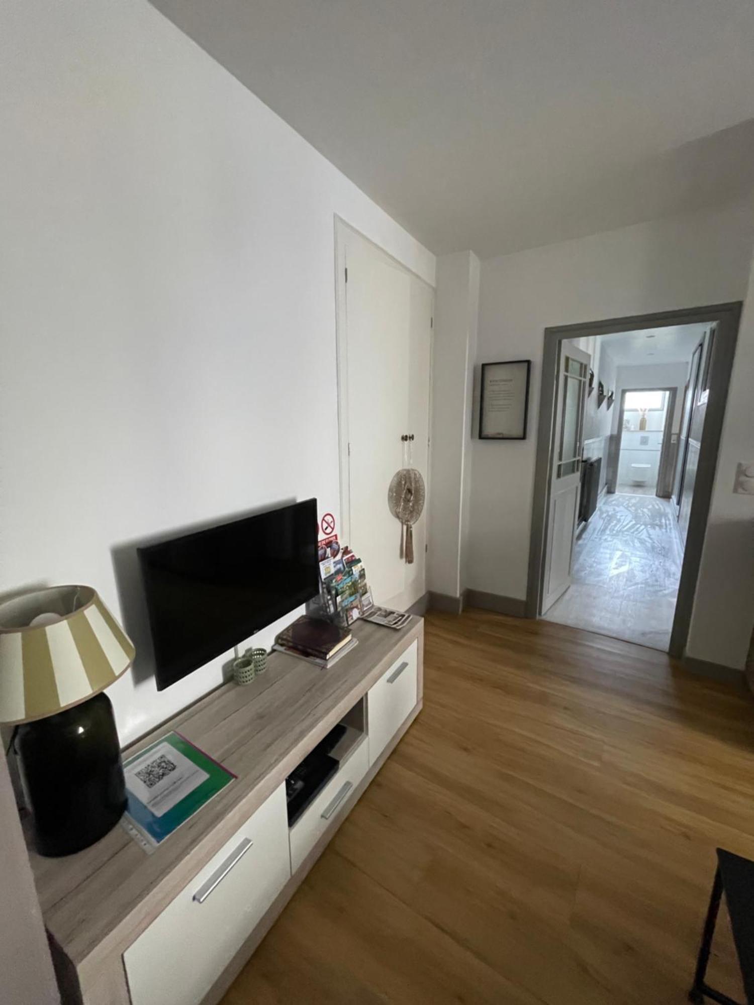Appartement Moderne Centre Ville, 5 Personnes, 65 M2 Semur-en-Auxois Eksteriør bilde